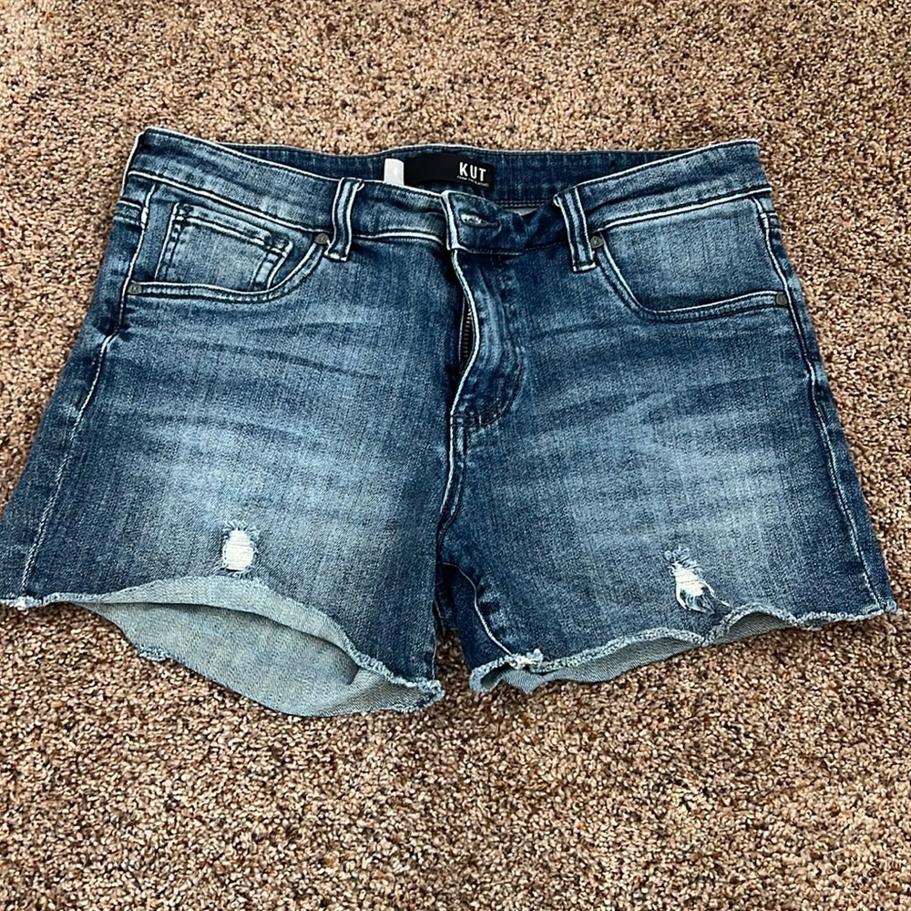 Kut from the Kloth, gidget cut off shorts, size 8, 4" inseam